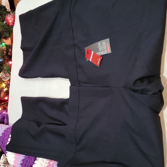 Avenue Straight Leg Pant - Picture 6 of 13